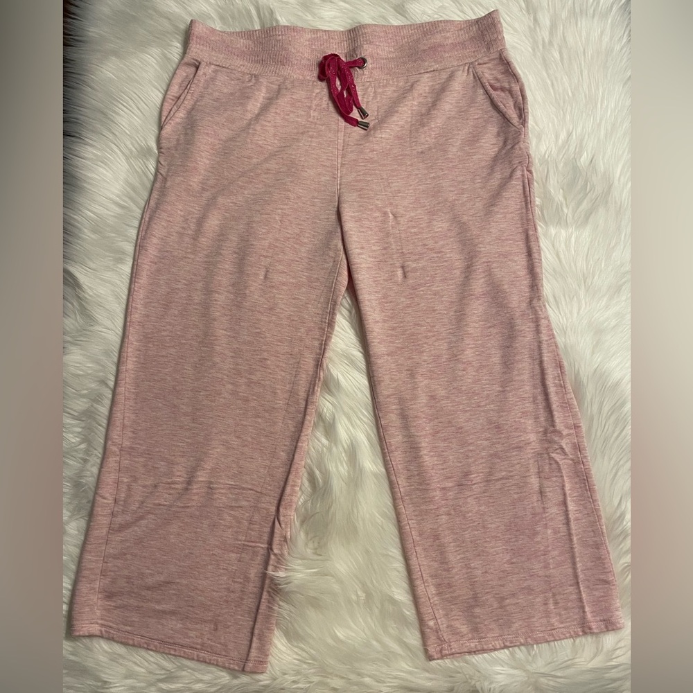 Lounge/PJ Bottoms, Capri, Fleece-lined, Pockets, Stretch, NWOT, Size Large